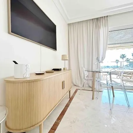 Studio Face Mer, Acces Plage, Parking Apartment Vallauris